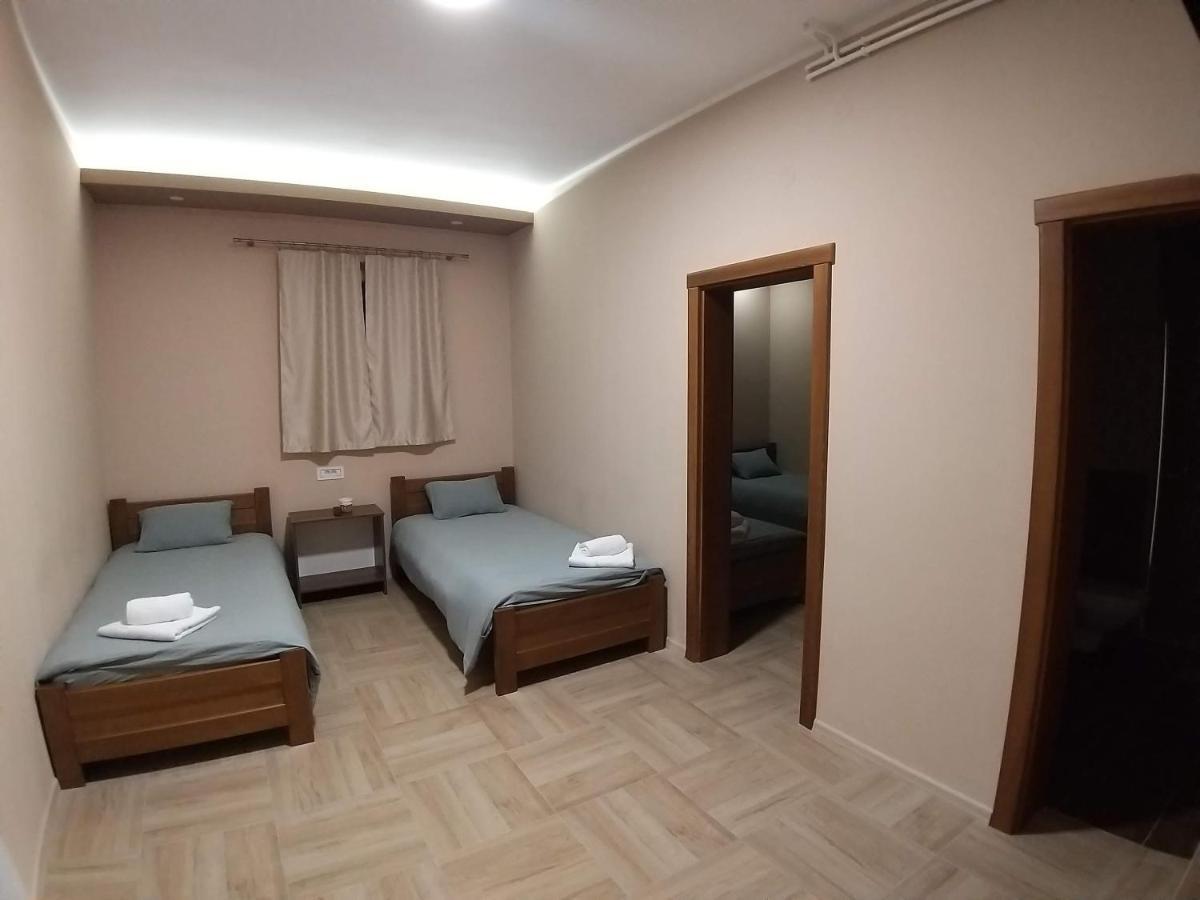 Astra Hotel Bečej Exterior foto