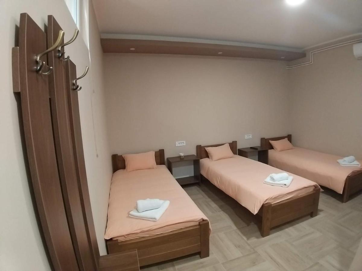 Astra Hotel Bečej Exterior foto